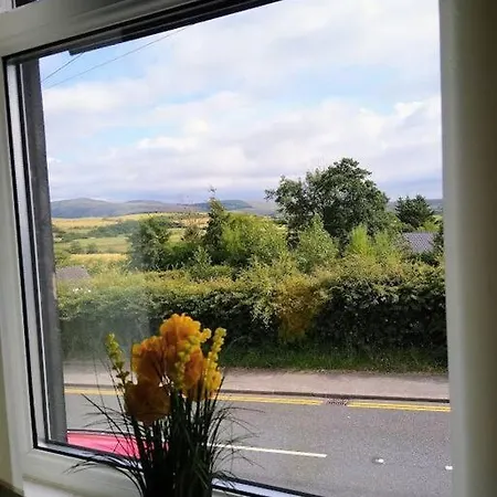 2 Bed Pet-Free Cottage, Private Garden & Fell View Arlecdon Exterior photo